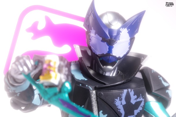 S.H.Figuarts 假面骑士艾比尔 蝙蝠基因 / 胡狼基因