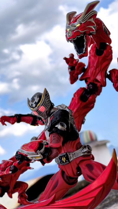S.I.C. Vol.54 假面骑士イクサ＆假面骑士ダークキバ 「假面骑士キバ」より