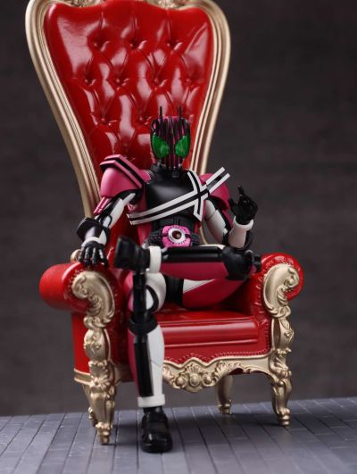 S.H.Figuarts(真骨雕制法) 假面骑士帝骑 假面骑士50周年纪念版