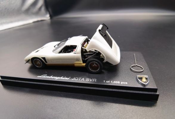 HC14 1/24汽车模型系列 兰博基尼 Jota SVR “1975款”