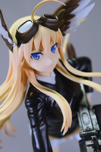 强袭魔女２ 汉娜・尤丝缇娜・马尔塞尤