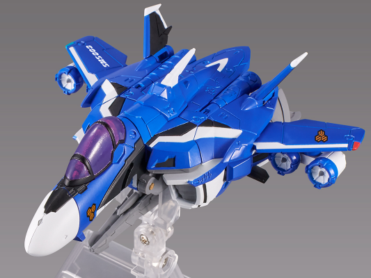 TINY SESSION 超时空要塞F VF-25F 弥赛亚女武神(米歇尔专用) 与兰花