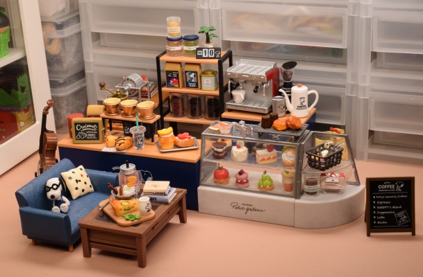 花生漫画  史努比 咖啡 烘焙 与 咖啡馆