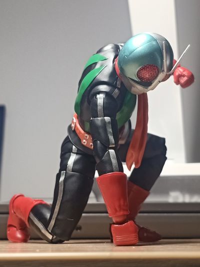 S.H.Figuarts(真骨雕制法) 假面骑士 假面骑士新2号 假面骑士50周年纪念版