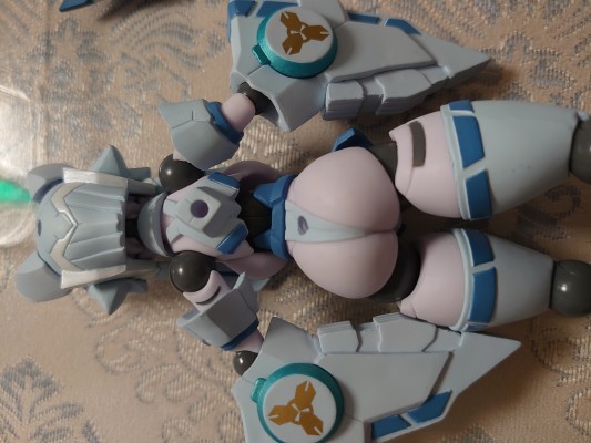 机械新人类 莉莉