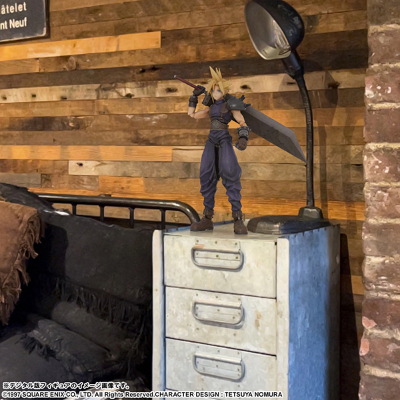 最终幻想7 BRING ARTS 克劳德·斯特莱夫