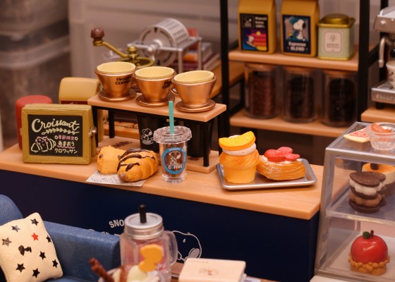 花生漫画  史努比 咖啡 烘焙 与 咖啡馆