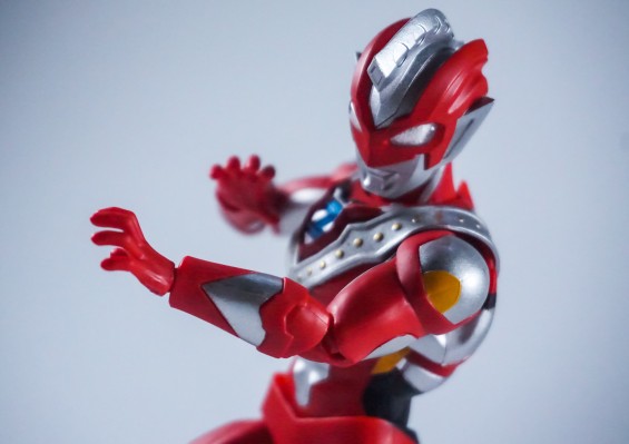 S.H.Figuarts 泽塔奥特曼 泽塔奥特曼 贝塔冲击