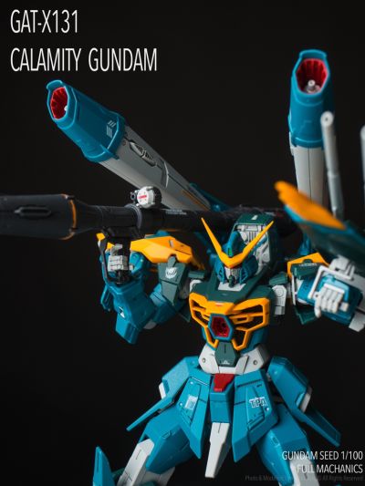 FULL MECHANICS 1/100  灾厄高达