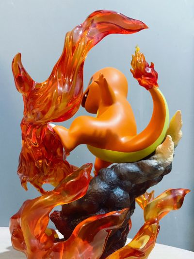 宝可梦收藏级雕像 精灵宝可梦 小火龙