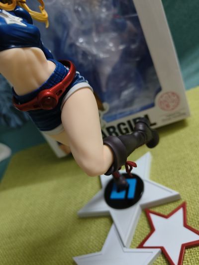 美少女雕像 正义联盟 逐星女