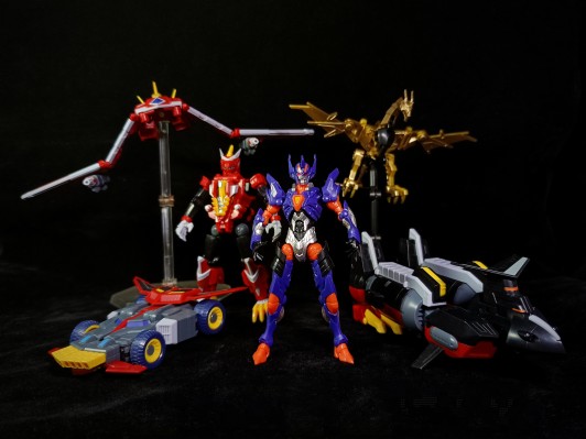 MODEROID  SSSS.电光机王 古立特骑士 与 煌翼炎龙