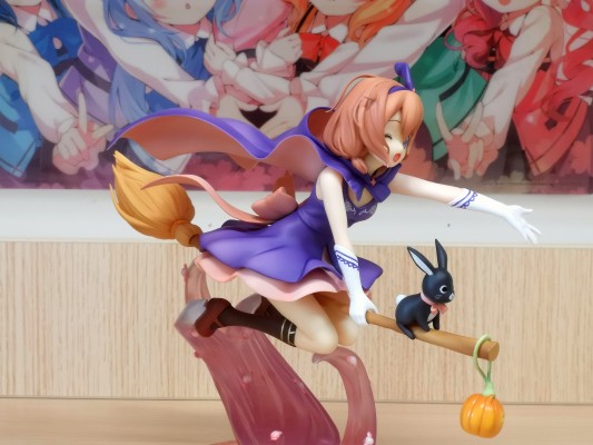 请问您今天要来点兔子吗？BLOOM 保登心爱 (奇幻万圣节)