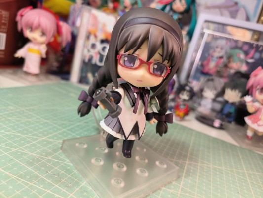 粘土人 #208 魔法少女小圆 晓美焰 学校统一版