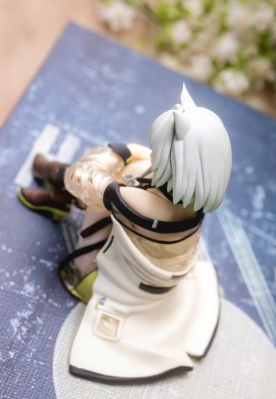 压泡面手办 明日方舟 凯尔希