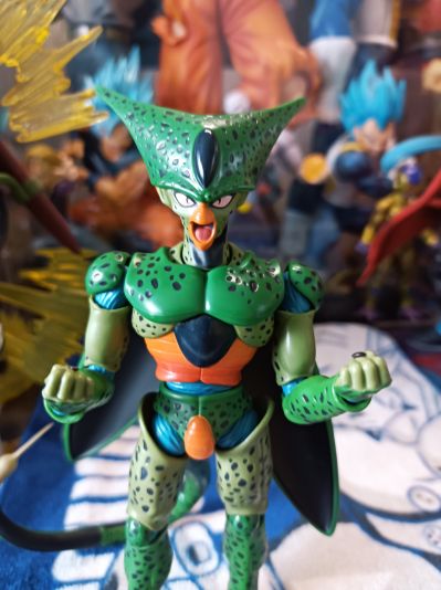 S.H.Figuarts  沙鲁 第一形态