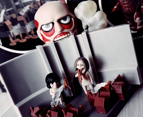 粘土人 #360 进击的巨人 超大型巨人＆进击的Play 套装