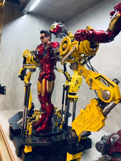 电影杰作 复仇者联盟 反浩克装甲 (DX版)