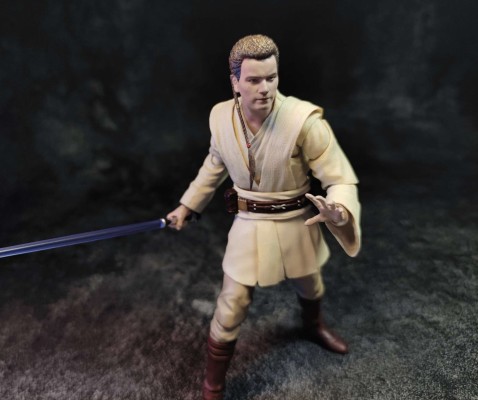 S.H.Figuarts 星球大战：幽灵的威胁 欧比旺·克诺比