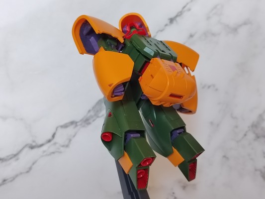 HGUC 1/144 	阿斯曼