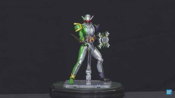 S.H.Figuarts(真骨雕制法)   假面骑士双骑  疾风王牌 极致形态