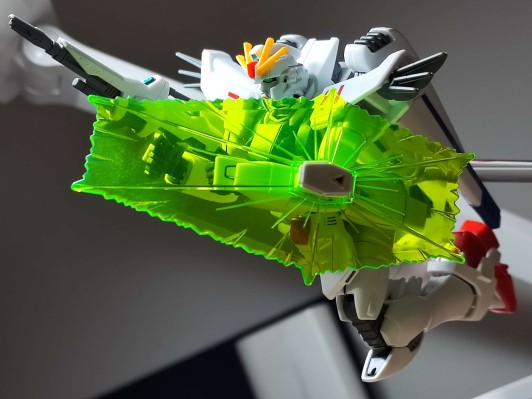 HGUC 1/144 	机动战士高达F91  高达F91