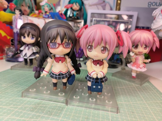 粘土人 #208 魔法少女小圆 晓美焰 学校统一版