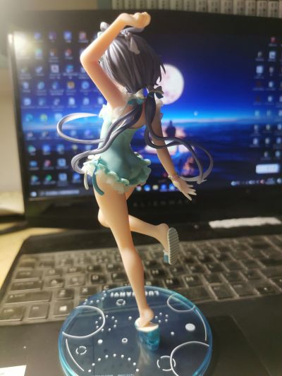 Coreful  洛天依 ~泳装~