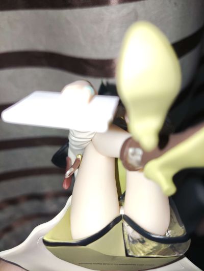 压泡面手办 明日方舟 凯尔希