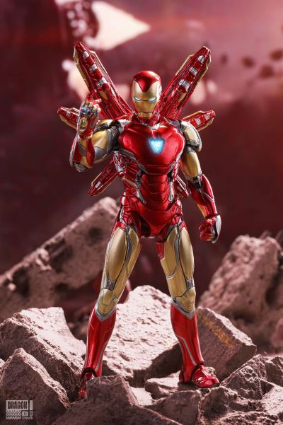 MAFEX 编号136 复仇者联盟4：终局之战 钢铁侠 85号装甲