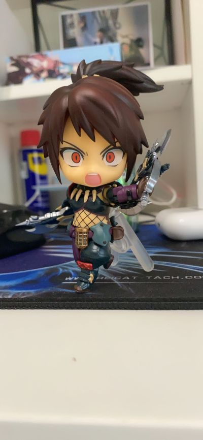 粘土人#1284 怪物猎人：世界 女猎人 迅龙α