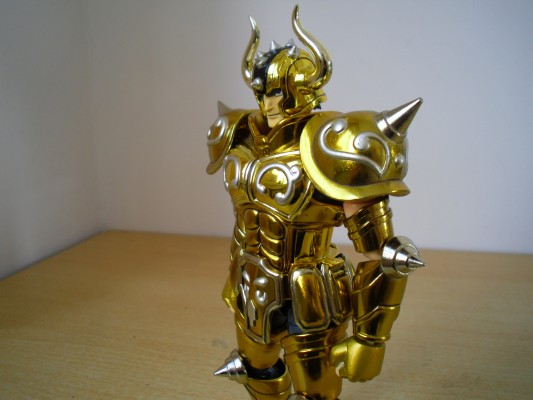 圣斗士圣衣神话 金牛座阿鲁迪巴