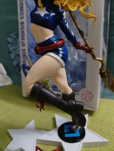 美少女雕像 正义联盟 逐星女