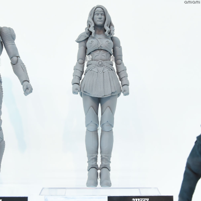 MAFEX No.292 梅芙女王