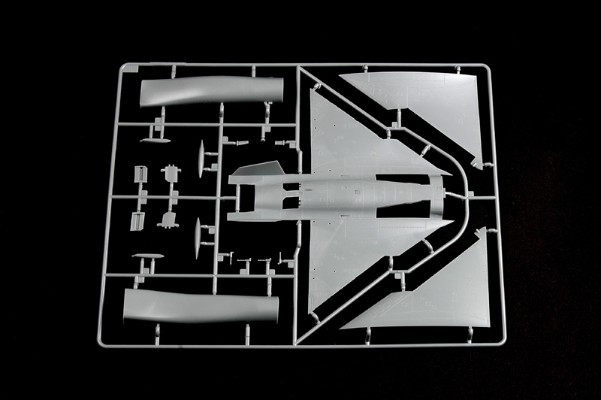 编号：02848 1/48 军用飞机系列 中国 歼十B 猛龙战斗机