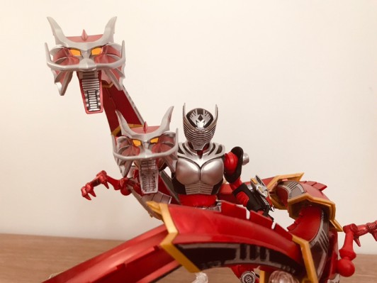 SO-DO CHRONICLE 假面骑士龙骑 深红之龙 与 黑暗之翼套装