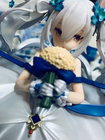 碧蓝航线 拉菲 白兔与誓约