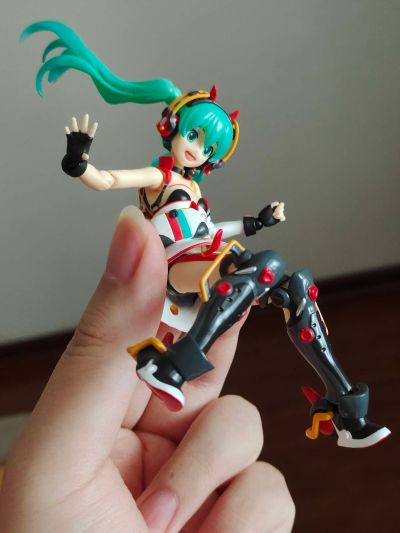 figma#SP-130 Good Smile Racing 初音未来 Racing 2020 Ver.