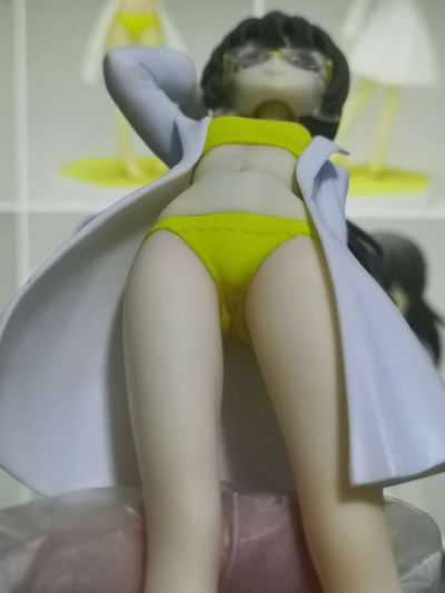 BEACH QUEENS 我的朋友很少 志熊理科 