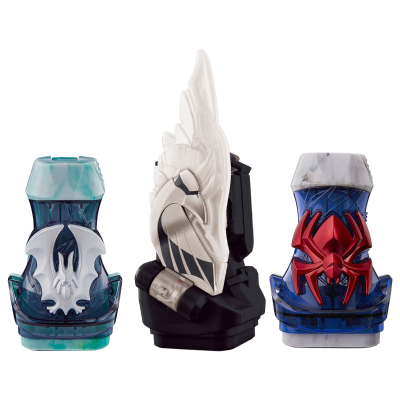 假面骑士利维斯系列 DX大结局纪念印章02 五十岚大二+卡伽罗+广见套装