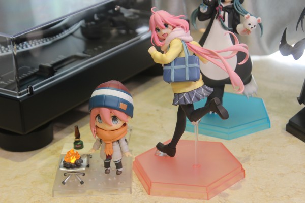 POP UP PARADE 摇曳露营△ 各物原抚子