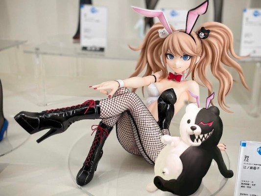 B-style 枪弹辩驳 希望学园与绝望高中生 江之岛盾子 兔女郎