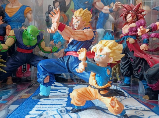 DXF 龙珠超：超级人造人 超级赛亚人孙悟饭