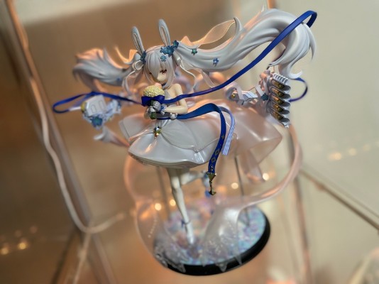 碧蓝航线 拉菲 白兔与誓约