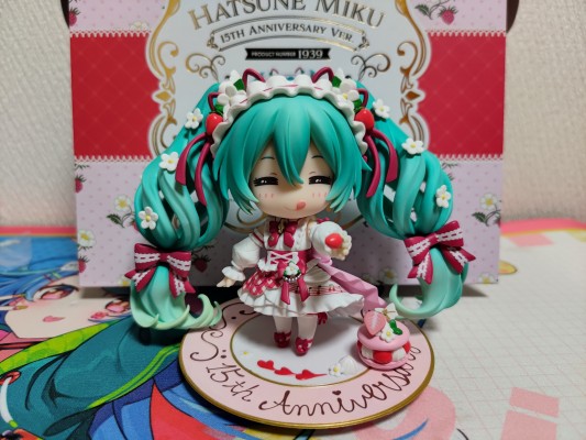 粘土人#1939 初音未來 15周年纪念版