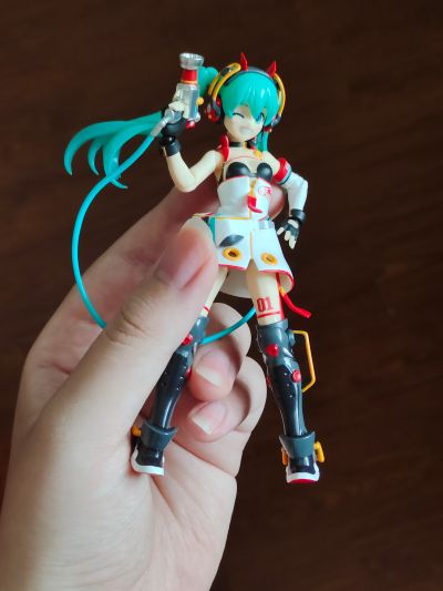 figma#SP-130 Good Smile Racing 初音未来 Racing 2020 Ver.