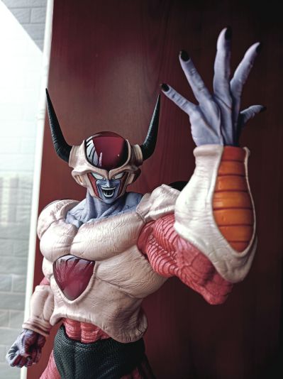 SCultures 龙珠Z 弗力萨-第2形态 Special Color ver. 