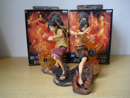 海贼王 モンキー･D･ルフィ DX Brotherhood Figure 