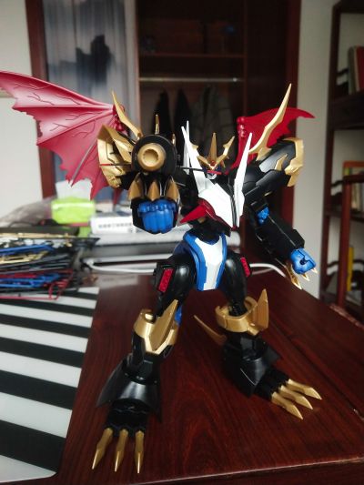 Figure-rise Standard  Amplified 奥米加兽（X抗体）