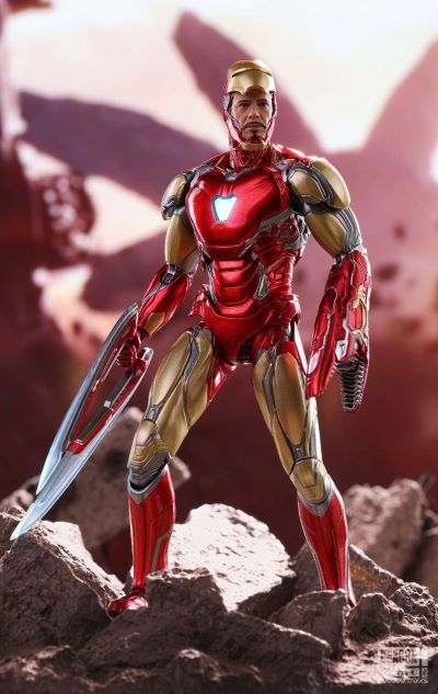 MAFEX 编号136 复仇者联盟4：终局之战 钢铁侠 85号装甲